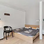 Beliggende Med Moderne Faciliteter 아파트 올보르