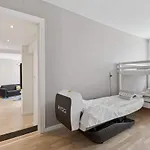아파트 Beliggende Med Moderne Faciliteter 올보르
