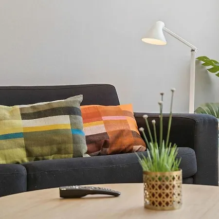 Beliggende Med Moderne Faciliteter 아파트 올보르