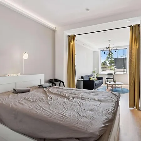 Beliggende Med Moderne Faciliteter * Άλμποργκ